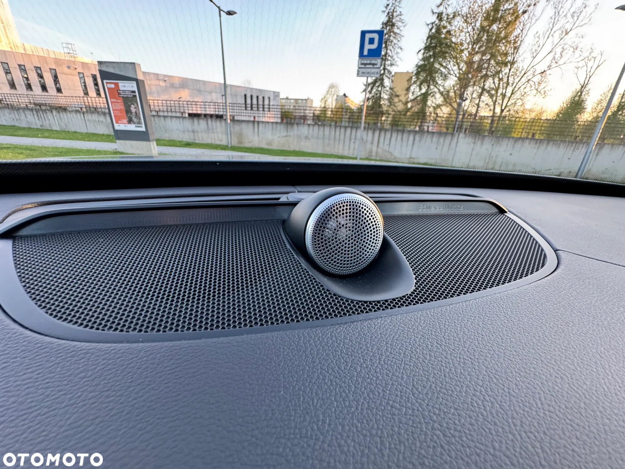 Volvo XC 90 - 23