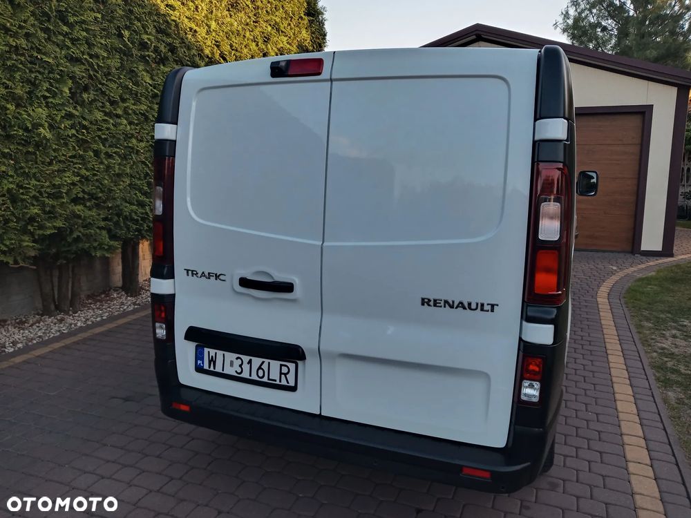 Renault TRAFIC - 11