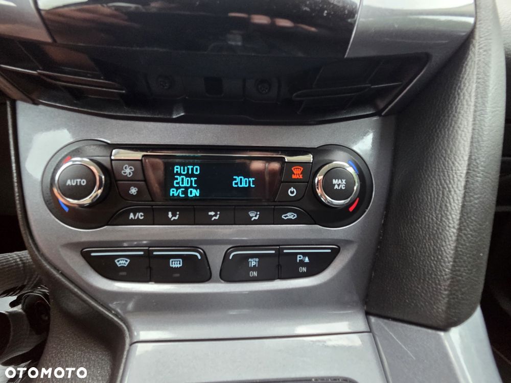 Ford Focus 2.0 TDCi Titanium - 16