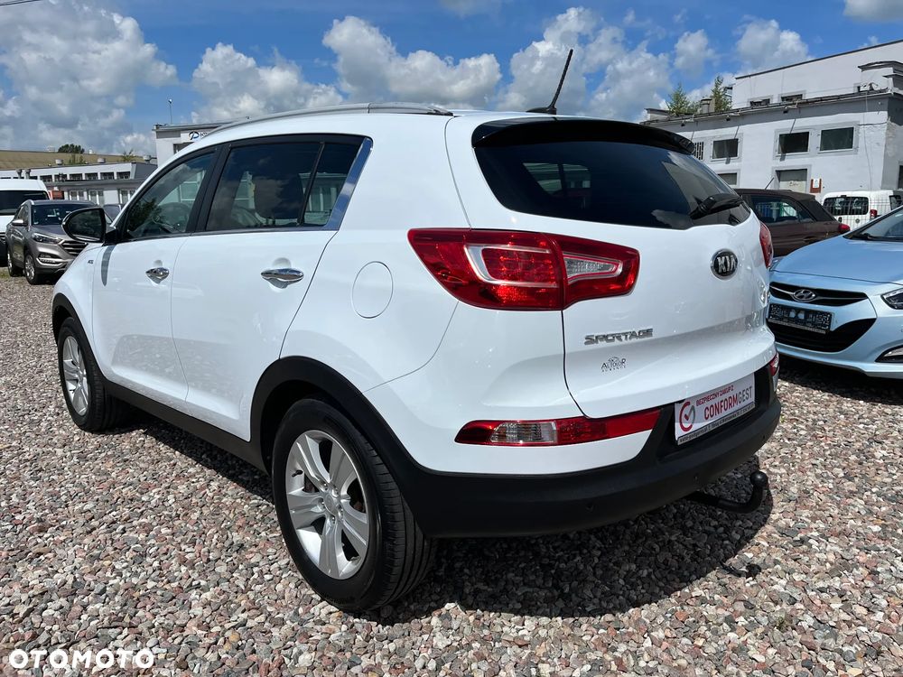 Kia Sportage 2,0 CRDI AWD Dream-Team Edition - 7