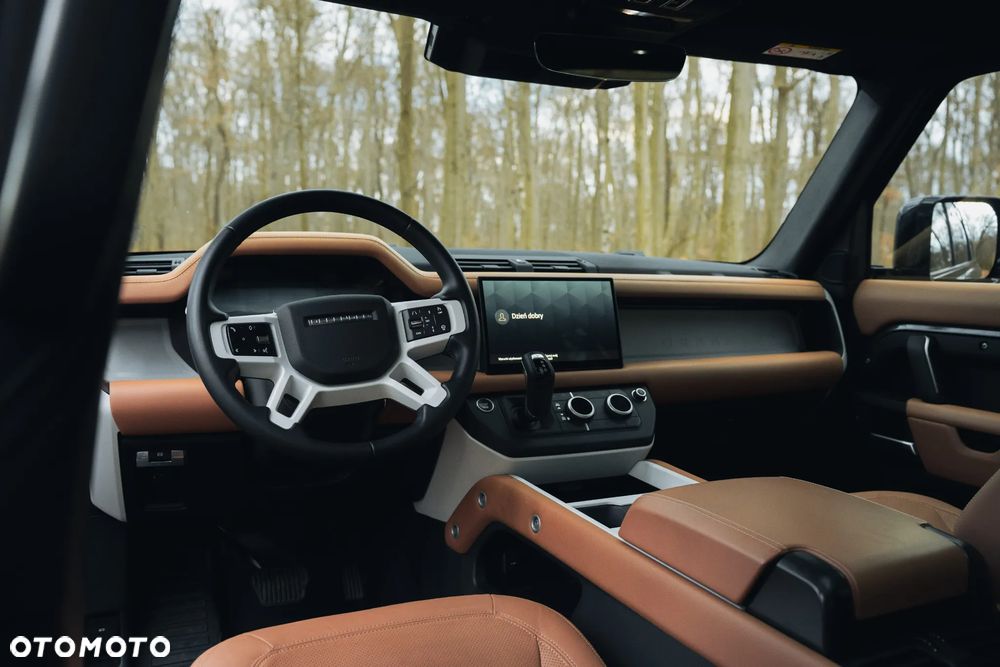 Land Rover Defender 3.0 D250 mHEV X-Dynamic HSE - 19