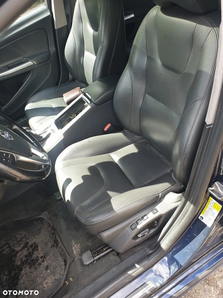 Volvo V60 - 12