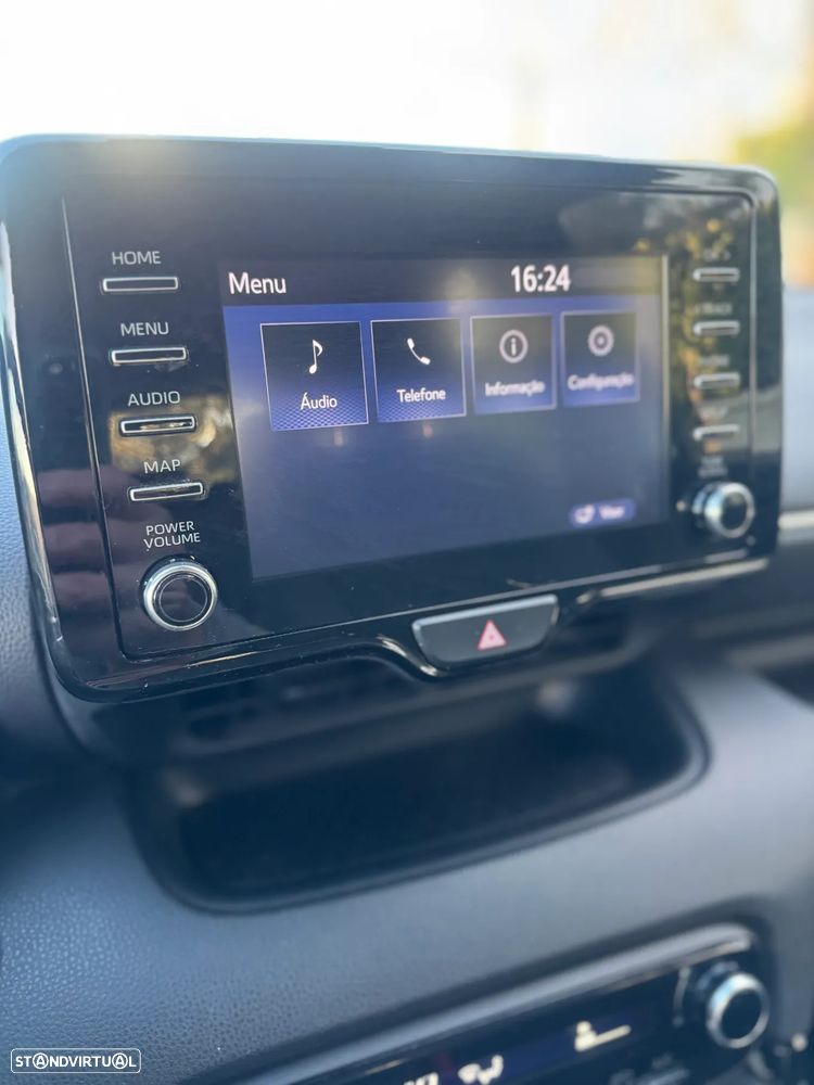 Toyota Yaris 1.5 HDF Comfort - 23