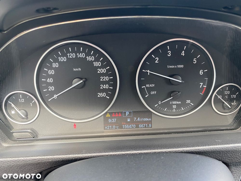 BMW Seria 3 318i - 17