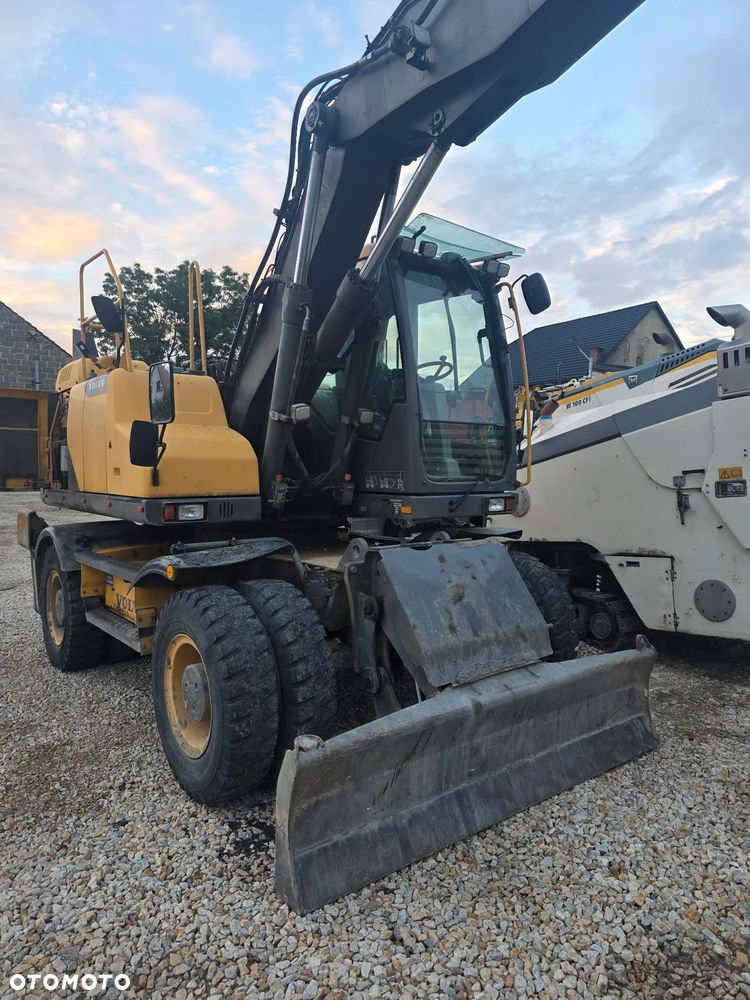 Volvo EW160D - 10