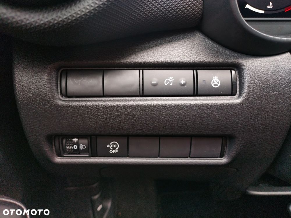 Nissan Juke 1.0 DIG-T N-Connecta DCT - 13