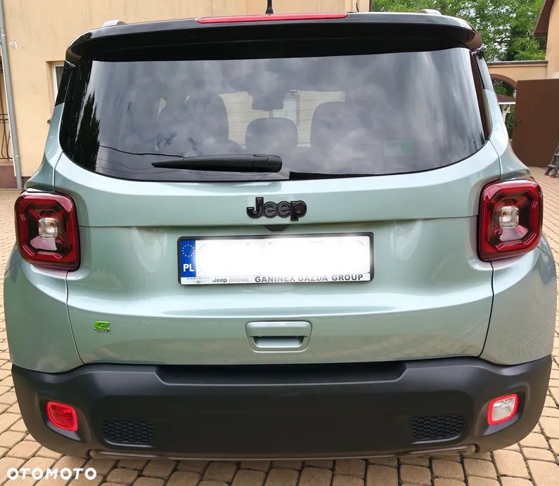 Jeep Renegade 1.5 T4 mHEV Upland FWD S&S DCT - 6