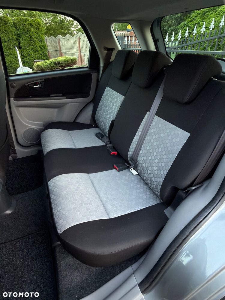 Suzuki SX4 1.6 VVT 4x2 Style - 18