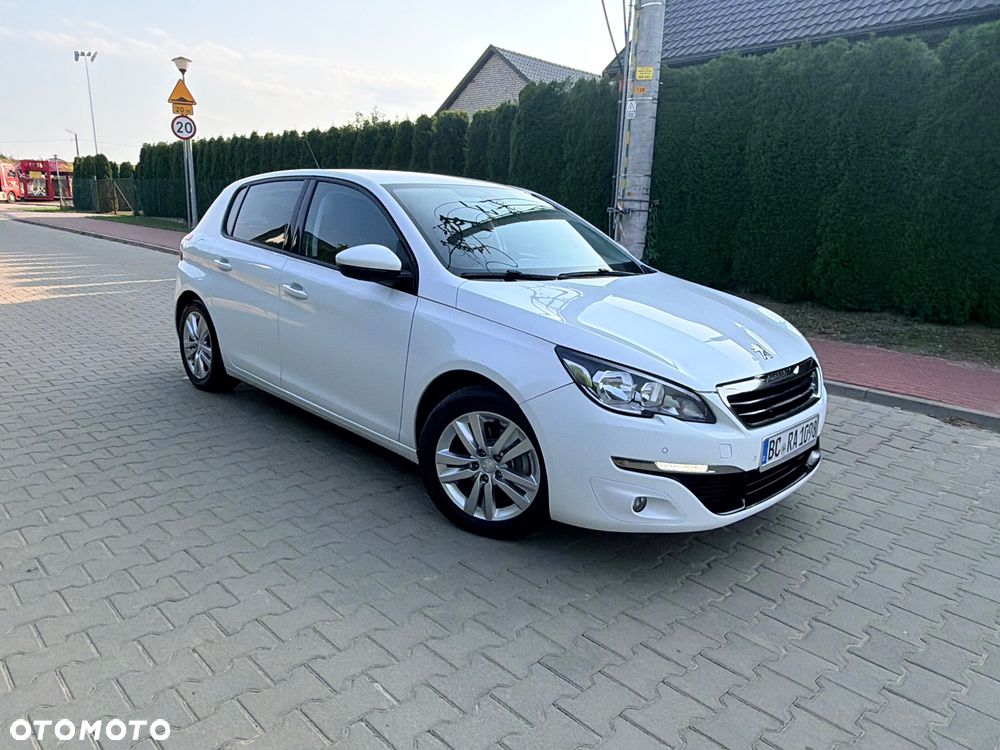 Peugeot 308 - 1