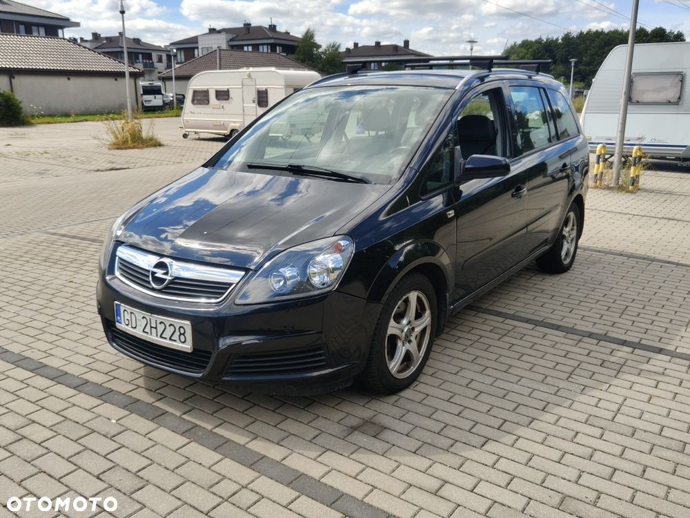 Opel Zafira - 1