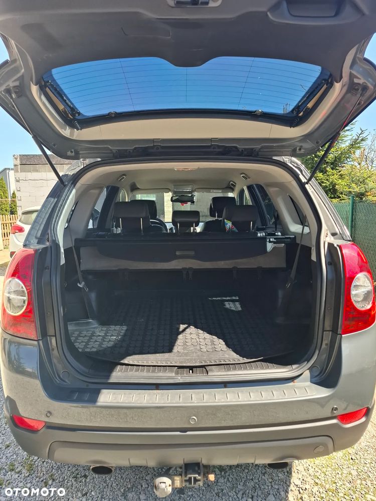Chevrolet Captiva 2.4 FWD 5 Sitzer LS - 17