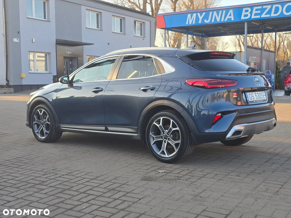 Kia XCeed 1.4 T-GDI L Business Line - 4