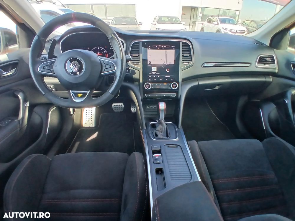 Renault Megane TCe 300 GPF EDC RS - 11