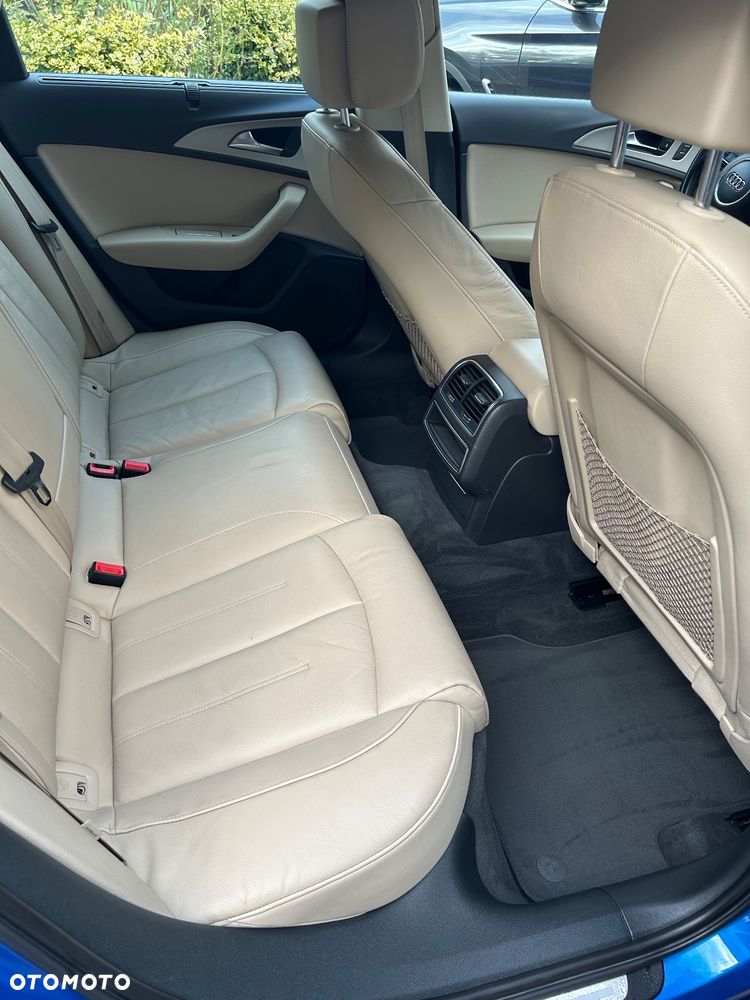 Audi A6 Avant - 16