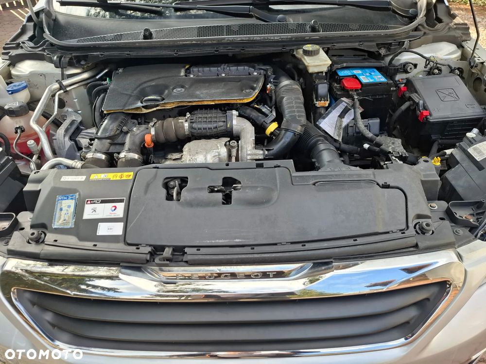 Peugeot 308 1.6 BlueHDi Active S&S - 16