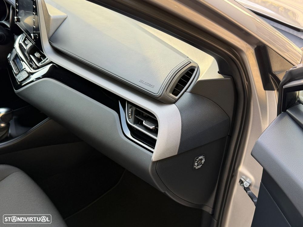 Toyota C-HR 1.8 HSD Comfort+P.Style - 49