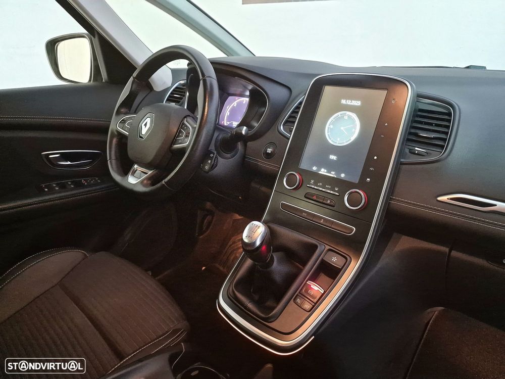 Renault Grand Scénic 1.6 dCi Intens SS - 28