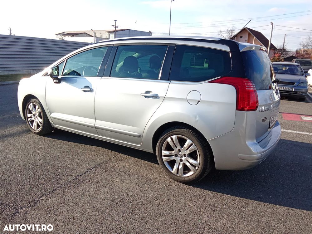 Peugeot 5008 HDI FAP 110 Premium - 4