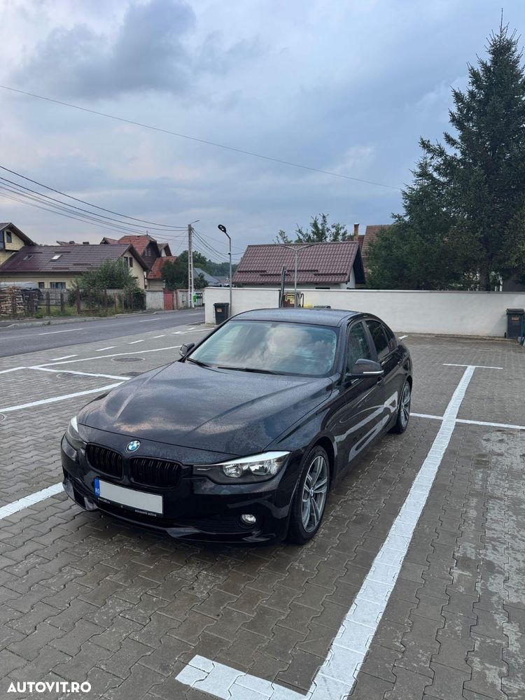 BMW Seria 3 ver-320d-at-mhev - 4