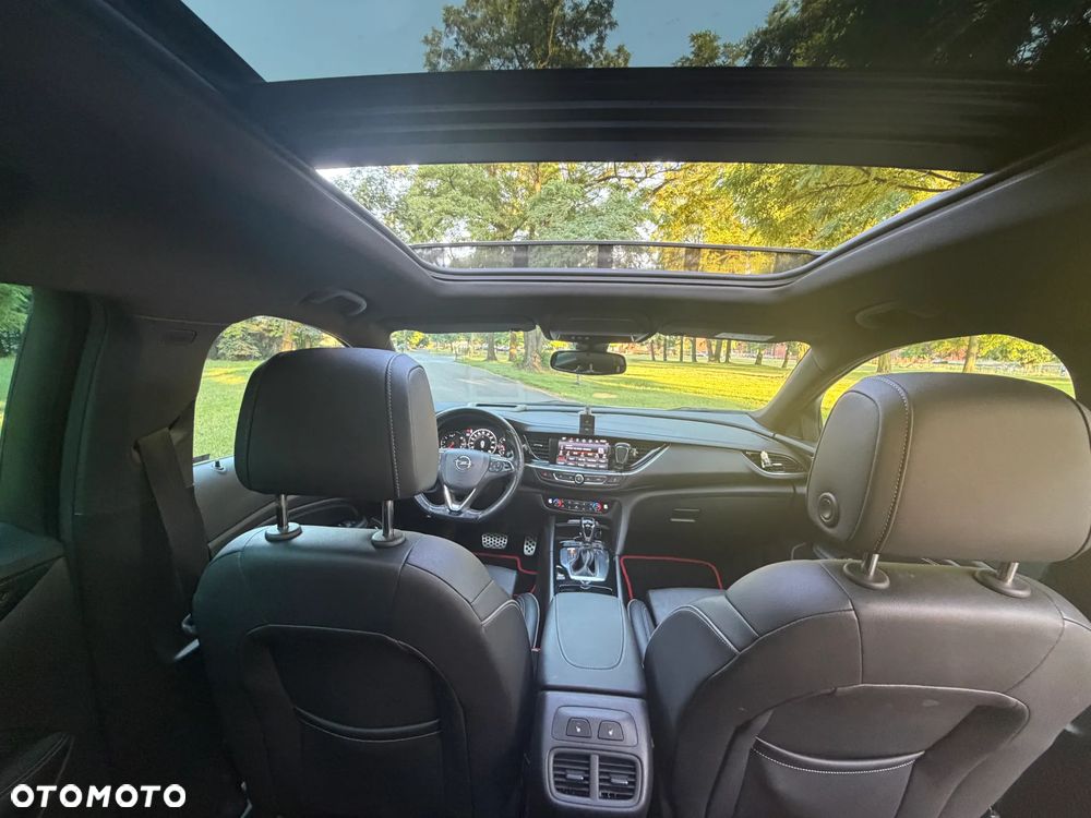 Opel Insignia - 10
