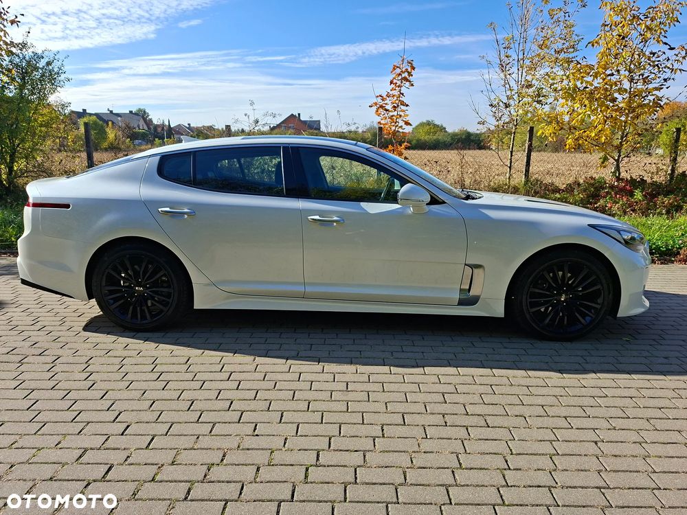 Kia Stinger 2.0 T-GDI L - 5