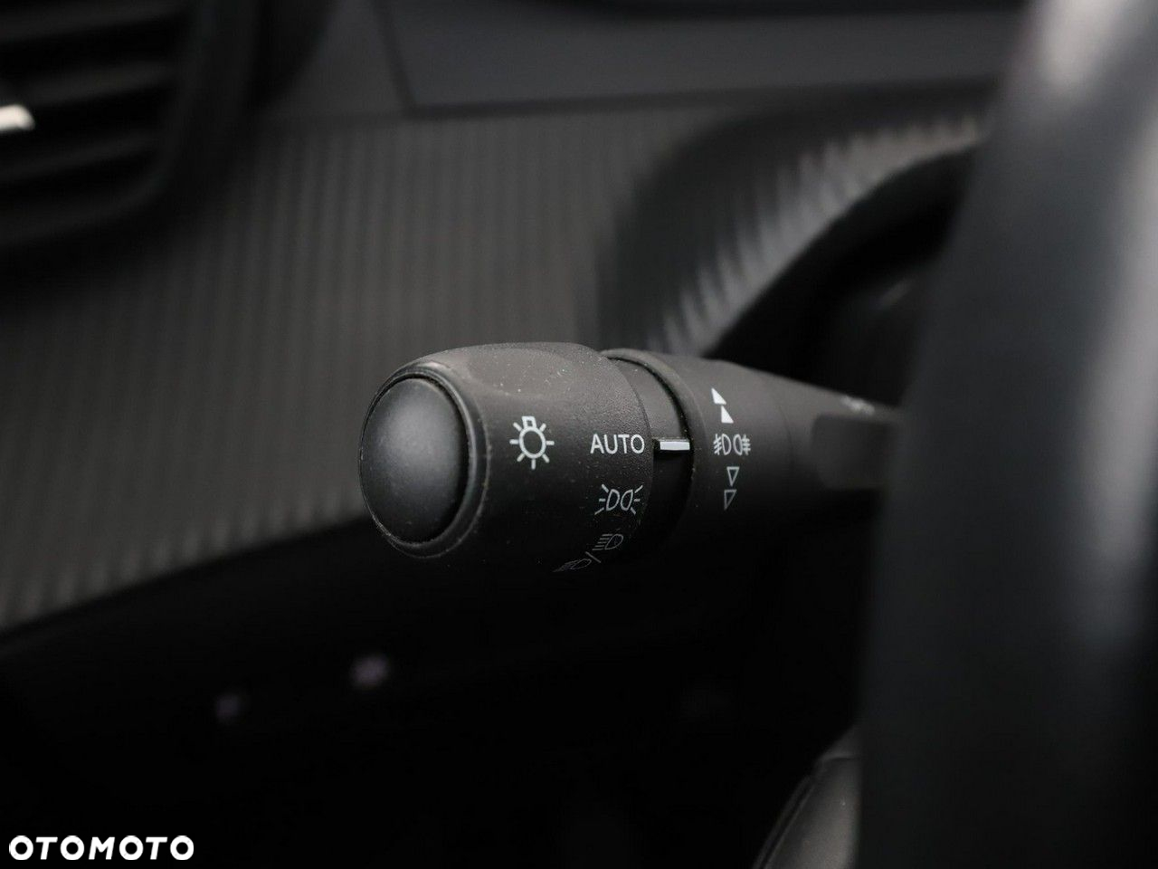 Peugeot 2008 PureTech 100 Stop&Start Active - 32