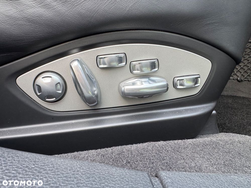 Porsche Panamera - 16