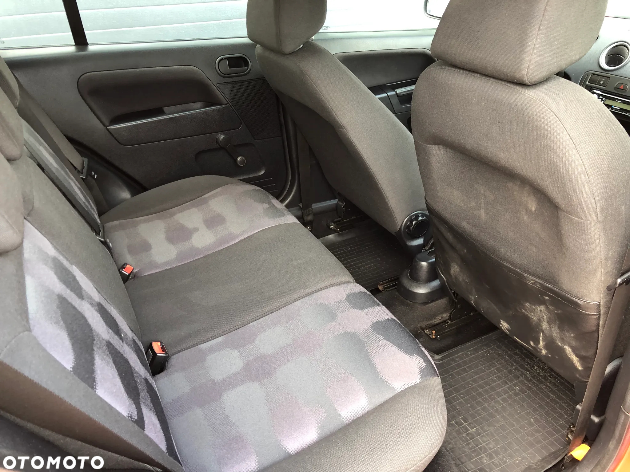 Ford Fusion 1.4 Ambiente - 13