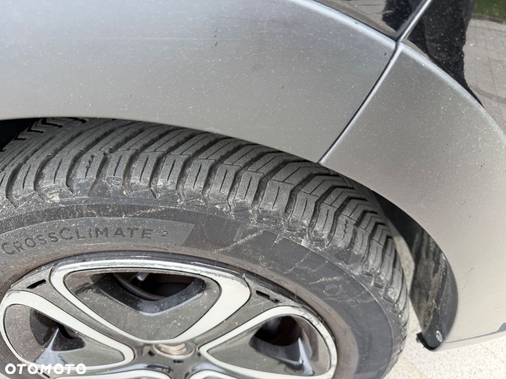 Citroën C3 Pure Tech 82 SHINE - 25