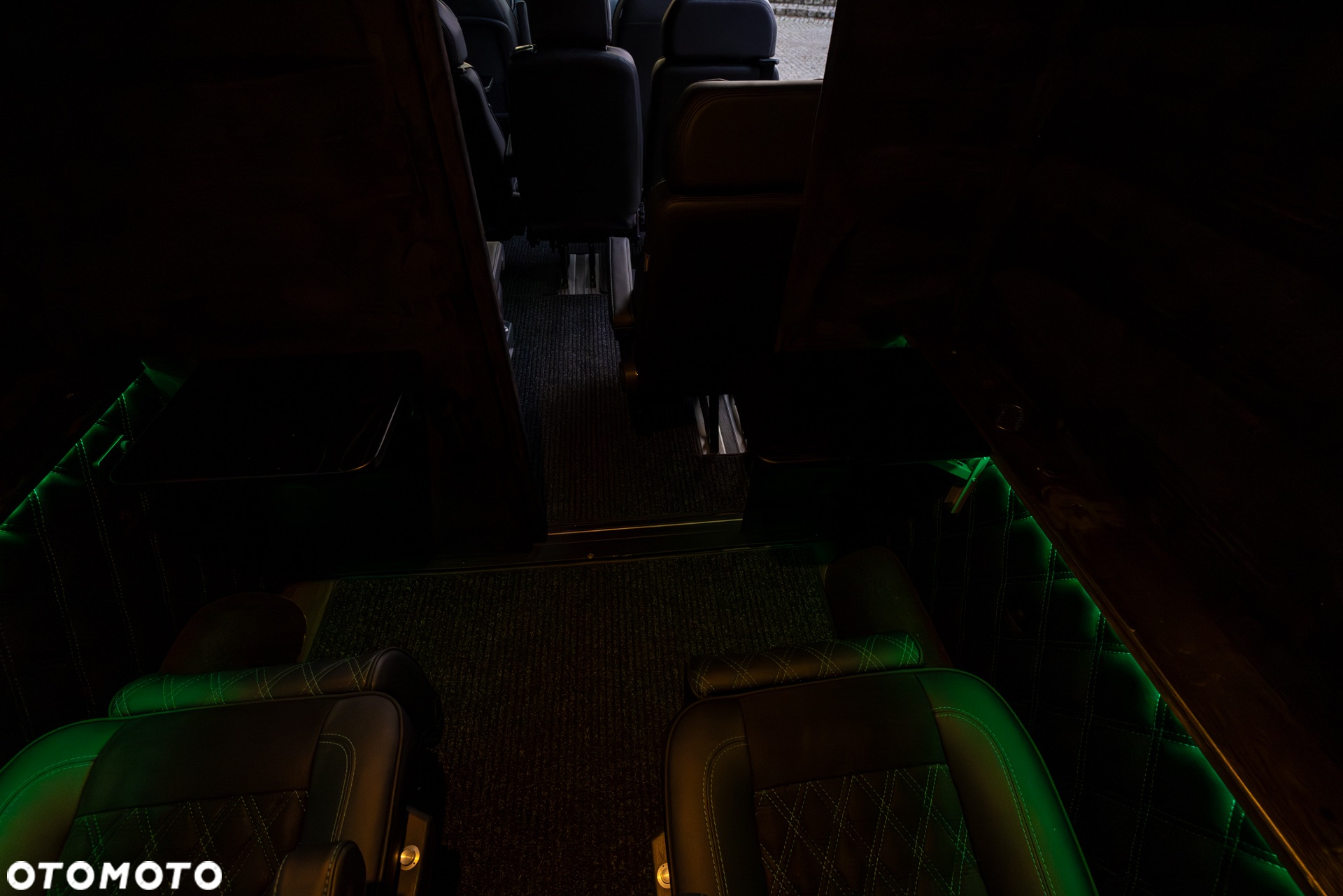 Mercedes-Benz Sprinter - 23