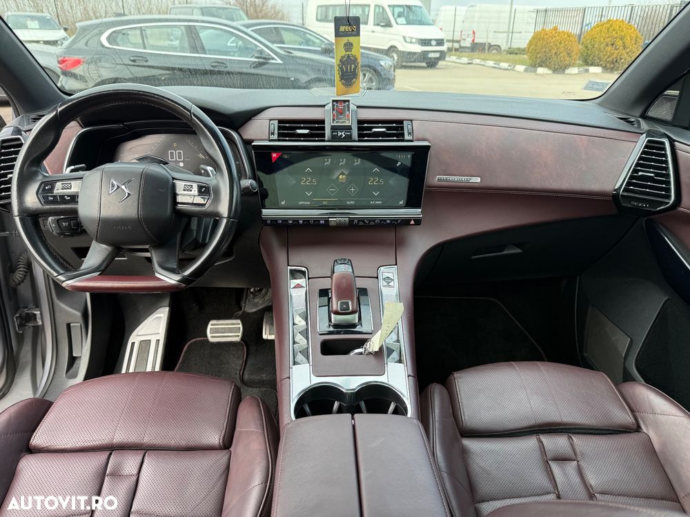 DS Automobiles DS 7 Crossback - 12