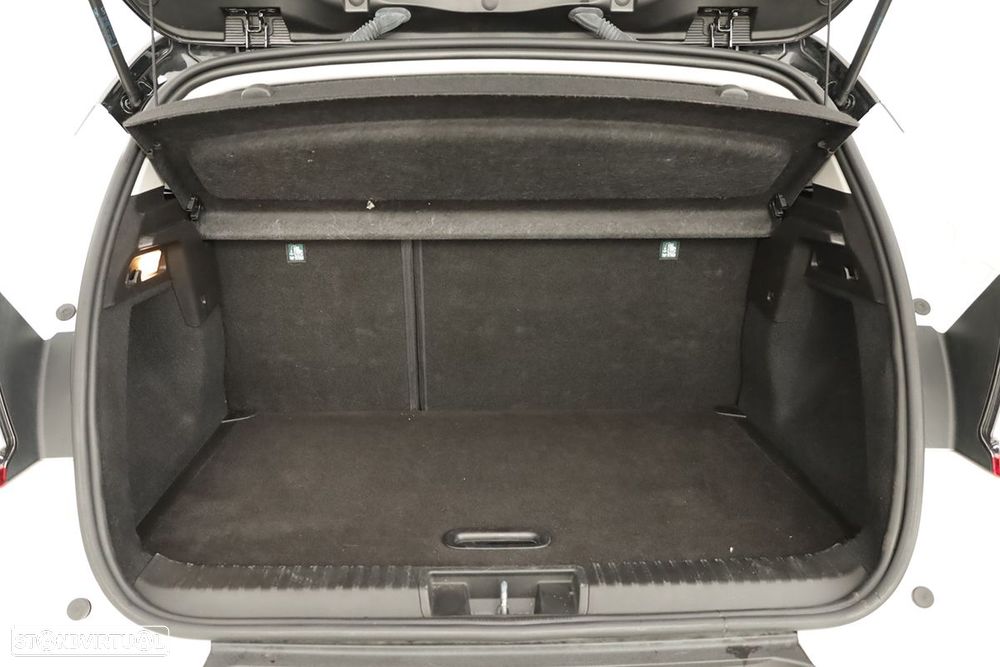 Renault Captur 1.0 TCe Techno Bi-Fuel - 26