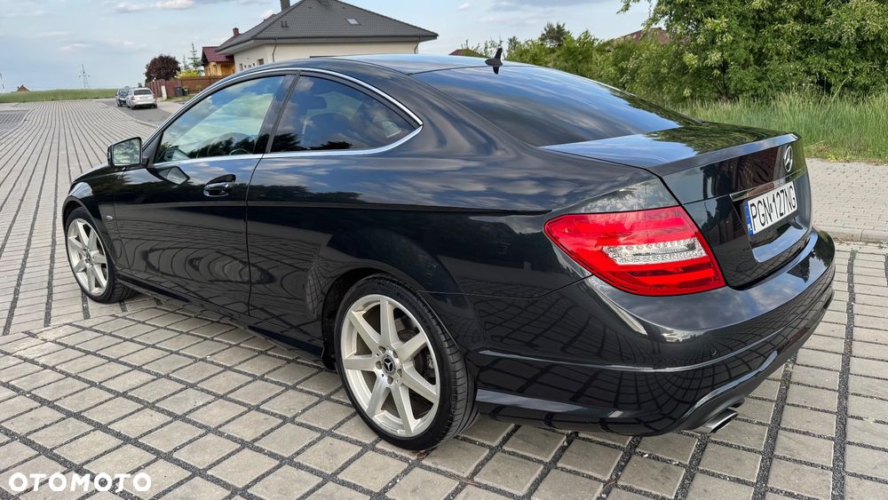 Mercedes-Benz Klasa C 180 BlueEFFICIENCY - 10