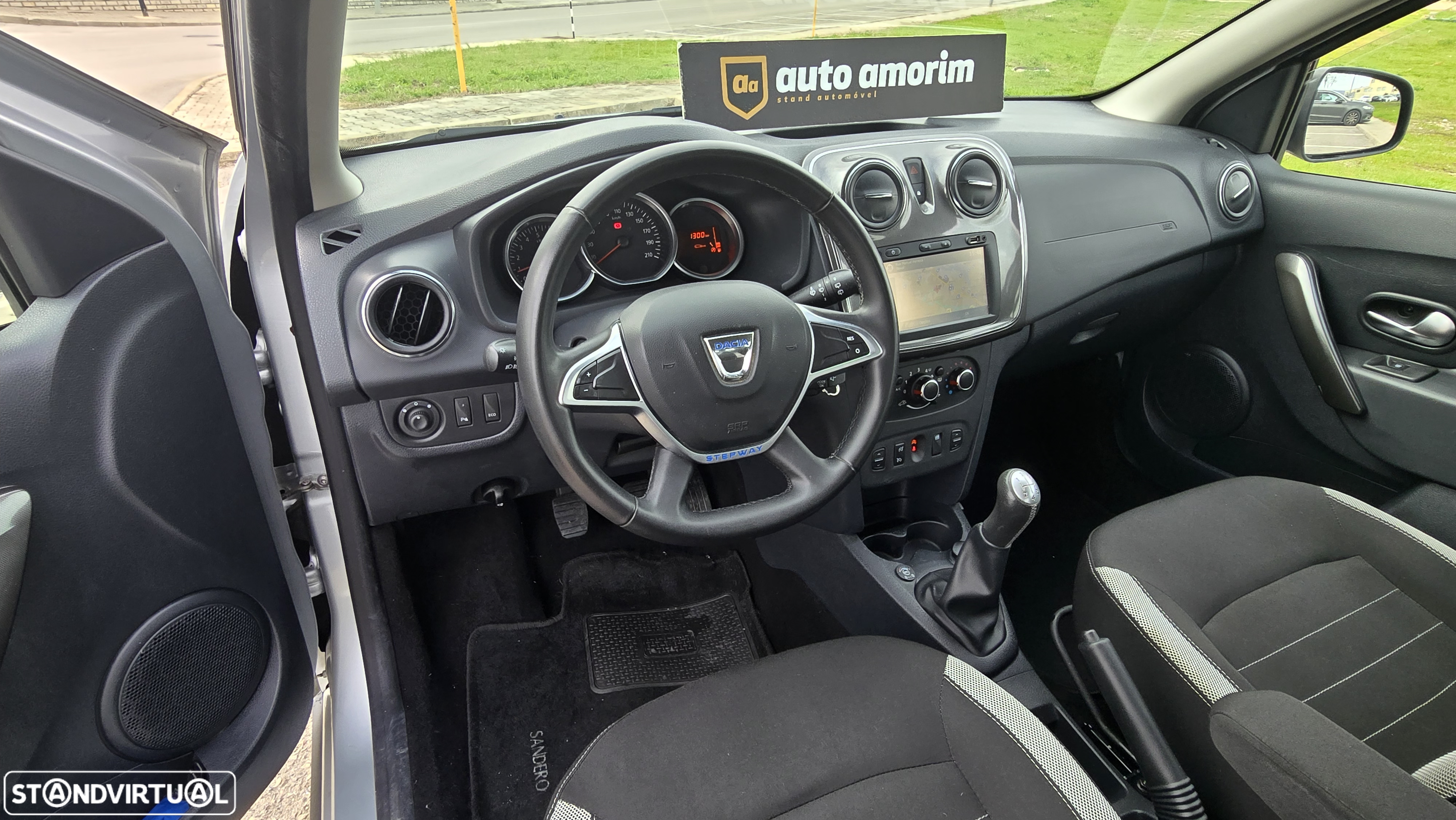Dacia Sandero - 12