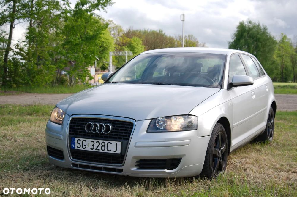 Audi A3 Sportback - 1