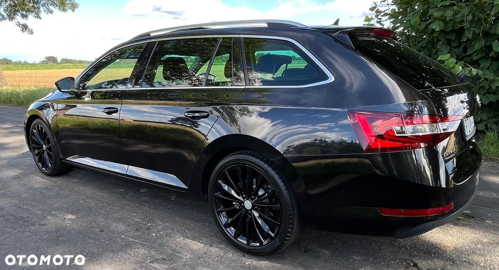 Skoda Superb 2.0 TDI DSG Premium Edition - 13