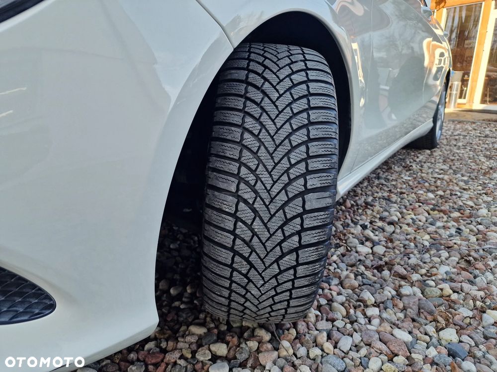 Mercedes-Benz CLA - 19