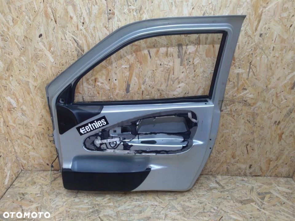 DRZWI PRAWY PRZÓD PRAWE MICROCAR VIRGO - 4