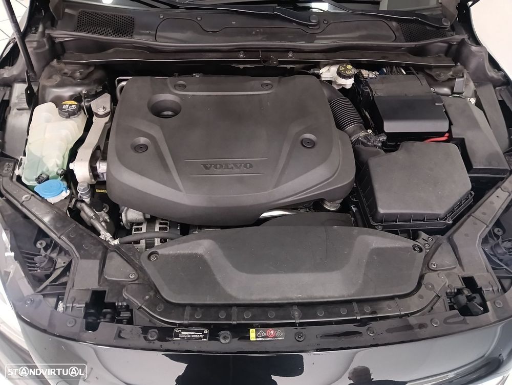 Volvo V40 2.0 D3 R-Design - 8