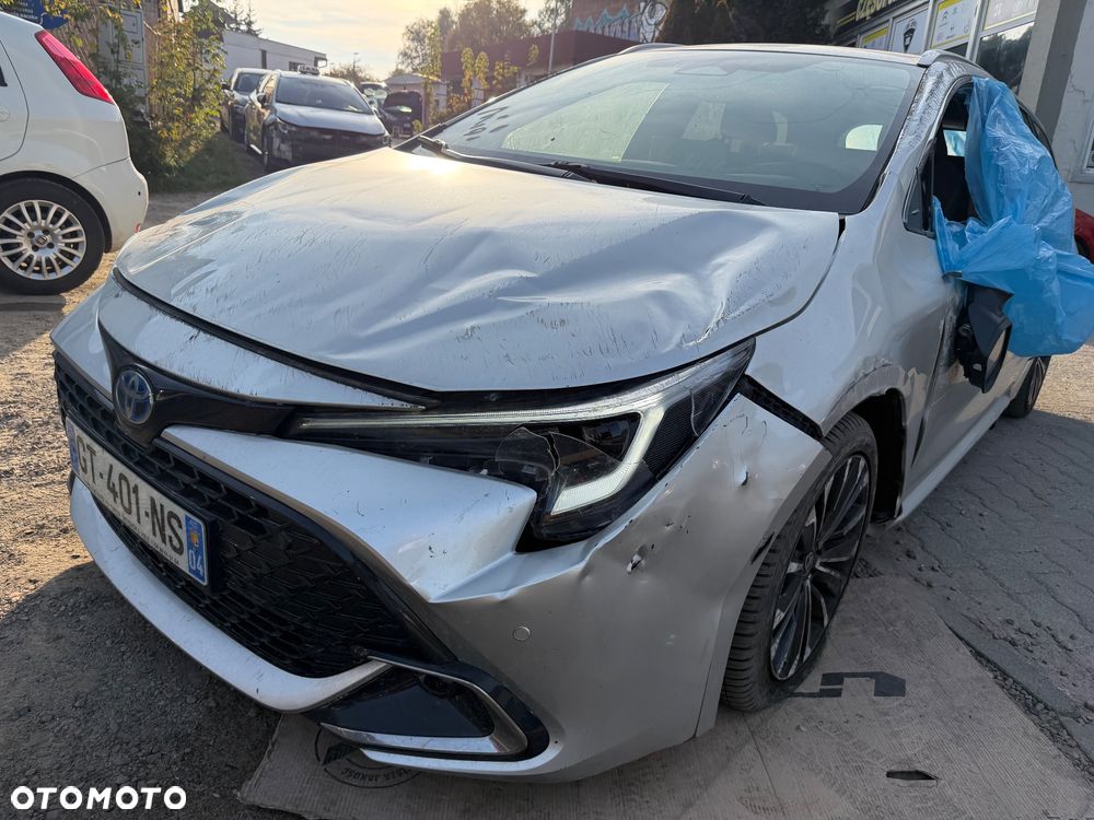 Toyota Corolla - 4