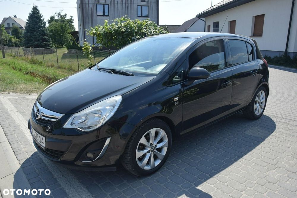 Opel Corsa 1.4 16V 150 Jahre - 3