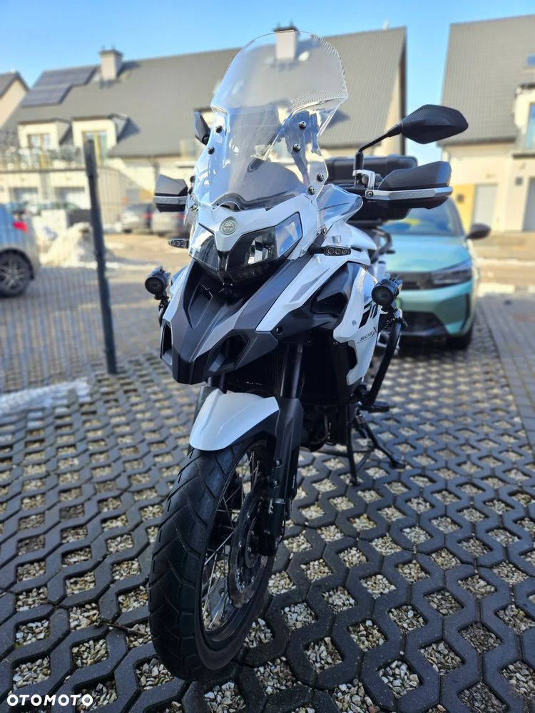 Benelli TRK 502X - 11