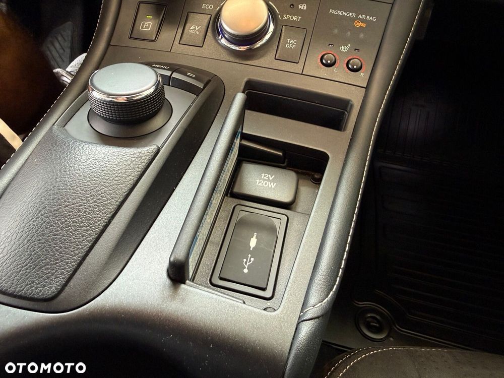 Lexus CT - 28