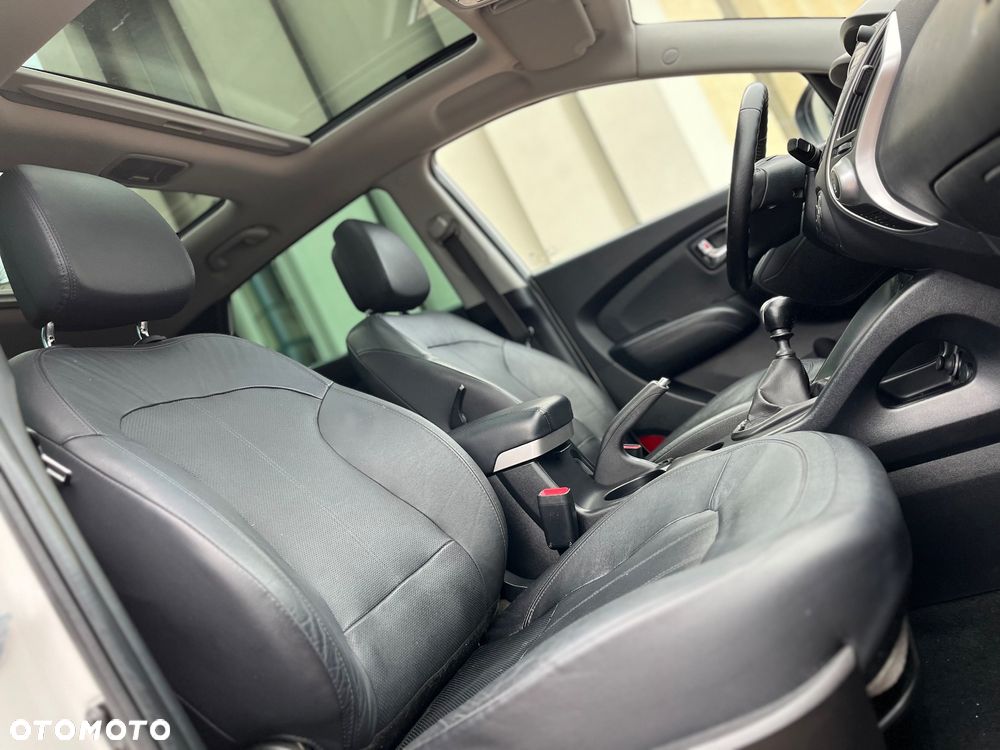 Hyundai ix35 2.0 CRDi 4WD Premium - 10