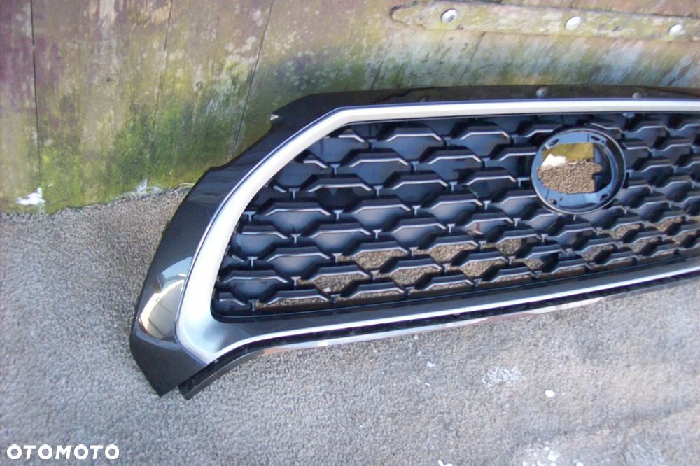 grill toyota corolla cross - 2