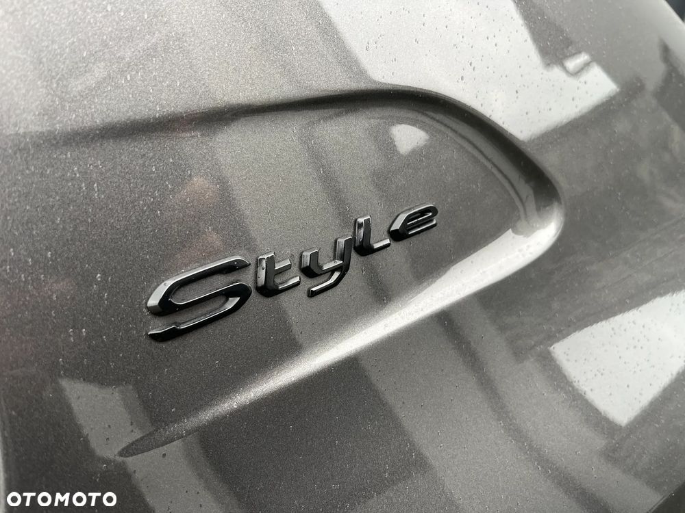 Peugeot 208 PureTech 100 EAT8 Allure - 34