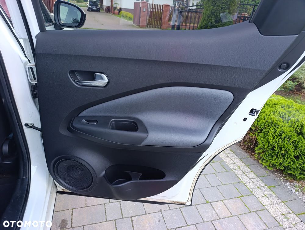 Nissan Juke 1.0 DIG-T N-Design DCT - 19