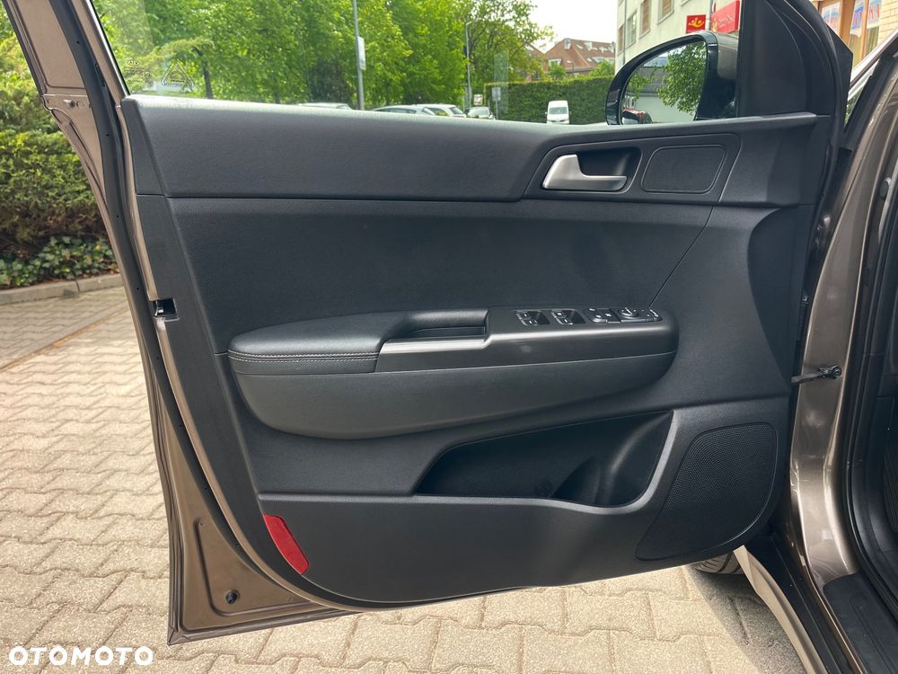 Kia Sportage 1.6 GDI 2WD SPIRIT - 16
