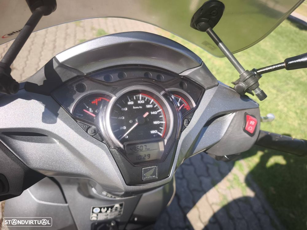 Honda SH 300 i Abs - 8