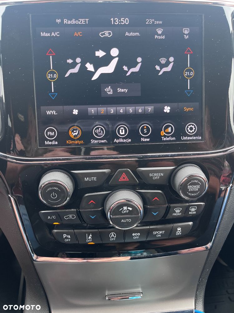 Jeep Grand Cherokee - 29